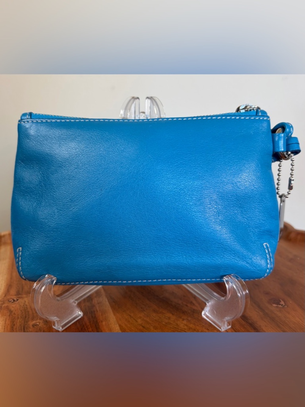Coach Turquoise Blue Leather Wristlet Clutch EUC - Picture 8 of 16